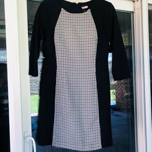 BLACK PATTERNED FORMAL DRESS